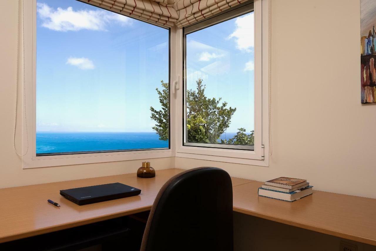 Villa Sunrise View By Madeira Sun Travel Santa Cruz  Exterior photo